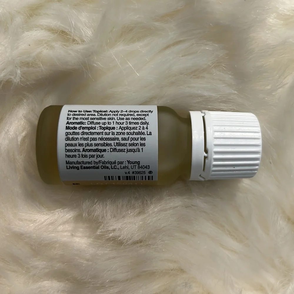 Young Living Cozy Cabin Oil - Picture 2 of 3